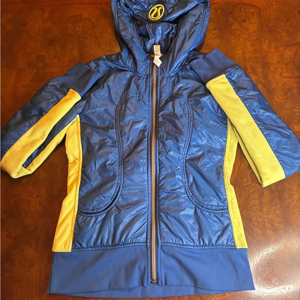 Lululemon Blue Uba hoodie with Yellow Accents